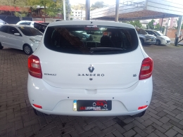 RENAULT - SANDERO - 2015/2016 - Branca - R$ 42.900,00