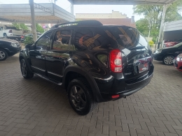 RENAULT - DUSTER - 2012/2013 - Preta - R$ 48.900,00