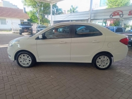 FORD - KA - 2015/2016 - Branca - R$ 46.900,00