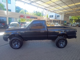 FORD - RANGER 2.3 XLS SPORT 16V 4X2 CS 2P MANUAL - 2008/2009 - PRETA - R$ 58.900,00