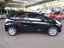 HONDA - FIT 1.4 LX 16V FLEX 4P MANUAL - 2012/2013 - PRETA - R$ 45.900,00