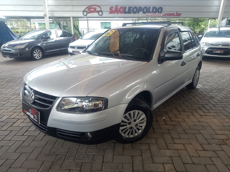 VOLKSWAGEN - GOL - 2008/2009 - Prata - R$ 21.900,00