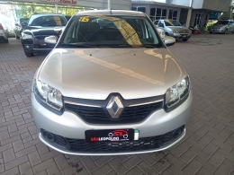 RENAULT - SANDERO 1.6 EXPRESSION 8V FLEX 4P MANUAL - 2015/2016 - PRATA - R$ 42.900,00