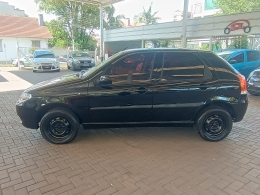 FIAT - PALIO - 2005/2005 - Preta - R$ 25.900,00