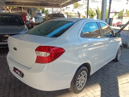 FORD - KA - 2015/2016 - Branca - R$ 40.900,00