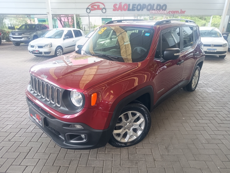 JEEP - RENEGADE - 2017/2018 - Vermelha - R$ 73.900,00