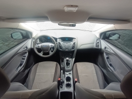 FORD - FOCUS - 2013/2014 - Branca - R$ 55.900,00