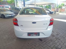 FORD - KA - 2015/2016 - Branca - R$ 46.900,00