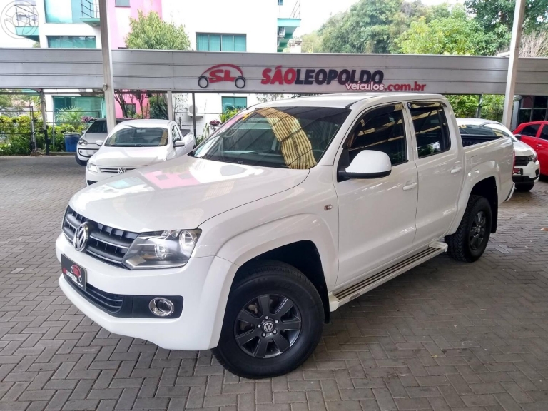 VOLKSWAGEN - AMAROK 2.0 S 4X4 CD 16V TURBO INTERCOOLER DIESEL 4P MANUAL - 2013/2014 - BRANCA - R$ 83.900,00