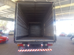 MERCEDES-BENZ - 710 PLUS - 2000/2000 - Branca - R$ 120.000,00