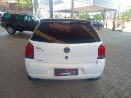 VOLKSWAGEN - GOL 1.0 MI 8V FLEX 2P MANUAL G.IV - 2012/2013 - BRANCA - R$ 23.900,00