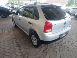 VOLKSWAGEN - GOL - 2008/2009 - Prata - R$ 21.900,00