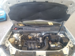 RENAULT - SANDERO - 2017/2018 - Prata - R$ 40.900,00