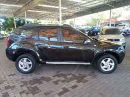 RENAULT - DUSTER - 2014/2015 - Preta - R$ 55.900,00