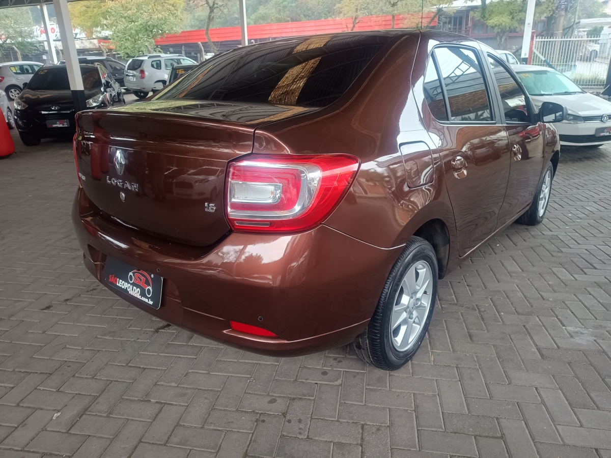 RENAULT - LOGAN - 2014/2015 - Marrom - R$ 42.900,00
