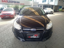 FORD - FOCUS - 2013/2014 - Preta - R$ 55.900,00