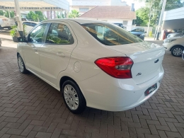 FORD - KA - 2015/2016 - Branca - R$ 46.900,00