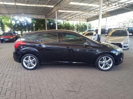 FORD - FOCUS - 2014/2015 - Outra - R$ 57.900,00