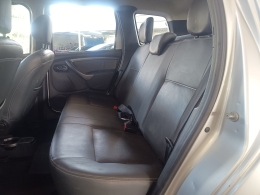 RENAULT - DUSTER - 2012/2013 - Prata - R$ 49.900,00