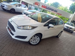 FORD - FIESTA 1.5 S HATCH 16V FLEX 4P MANUAL - 2014/2015 - BRANCA - R$ 44.900,00