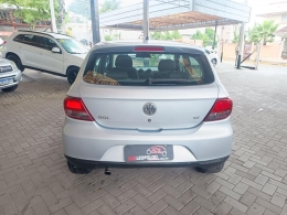 VOLKSWAGEN - GOL 1.6 MI POWER 8V FLEX 4P MANUAL - 2011/2012 - PRATA - R$ 35.900,00