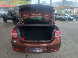 RENAULT - LOGAN - 2014/2015 - Marrom - R$ 42.900,00