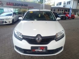 RENAULT - SANDERO - 2015/2016 - Branca - R$ 42.900,00