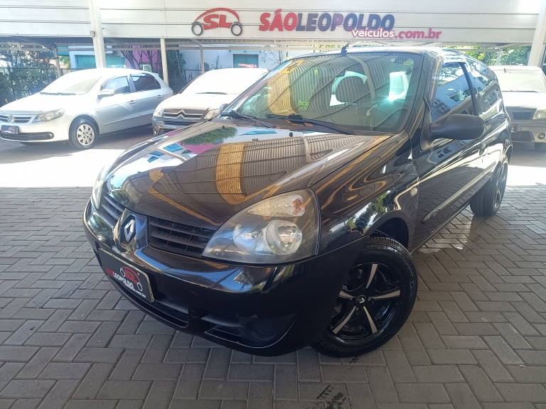 RENAULT - CLIO - 2010/2010 - Preta - R$ 18.900,00