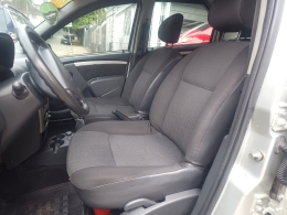 RENAULT - LOGAN - 2008/2008 - Prata - R$ 25.900,00