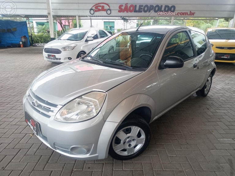 FORD - KA 1.0 MPI 8V FLEX 2P MANUAL - 2010/2011 - PRATA - R$ 22.900,00