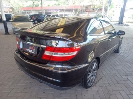 MERCEDES-BENZ - CLC 200 K 1.8 KOMPRESSOR PLUS 2P AUTOMATICO - 2009/2010 - PRETA - R$ 51.900,00