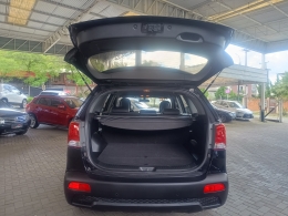 KIA MOTORS - SORENTO - 2012/2012 - Preta - R$ 55.900,00