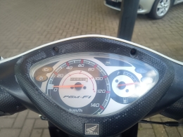 HONDA - BIZ 125 - 2008/2009 - Branca - R$ 7.900,00