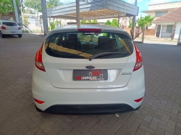 FORD - FIESTA 1.5 S HATCH 16V FLEX 4P MANUAL - 2014/2015 - BRANCA - R$ 44.900,00