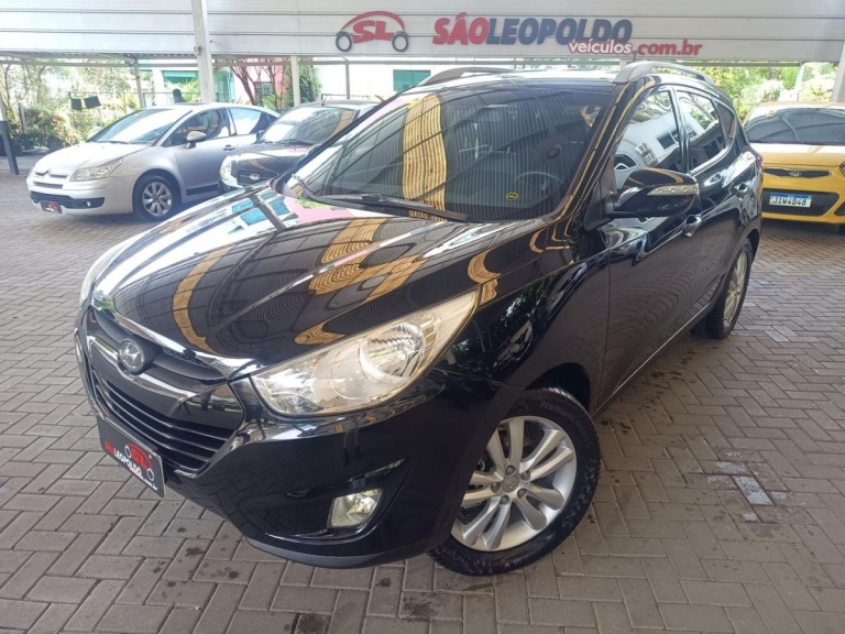 HYUNDAI - IX35 - 2013/2014 - Preta - R$ 72.900,00