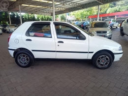 FIAT - PALIO 1.6 MPI 16V 4P MANUAL - 1997/1998 - BRANCA - R$ 12.900,00