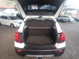 CHEVROLET - TRACKER - 2014/2015 - Branca - R$ 70.900,00