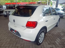 VOLKSWAGEN - GOL - 2013/2014 - Branca - R$ 38.900,00