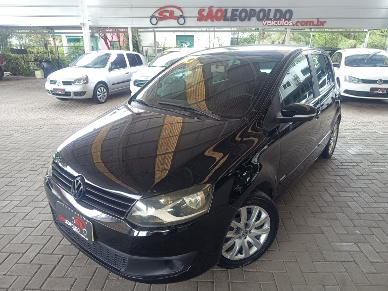 VOLKSWAGEN - FOX - 2010/2010 - Outra - R$ 29.900,00