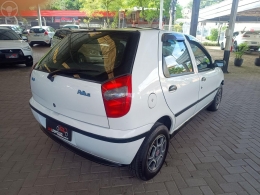 FIAT - PALIO 1.6 MPI 16V 4P MANUAL - 1997/1998 - BRANCA - R$ 12.900,00