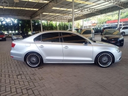 VOLKSWAGEN - JETTA 2.0 TSI HIGHLINE 211CV 4P TIPTRONIC - 2012/2013 - PRATA - R$ 72.900,00