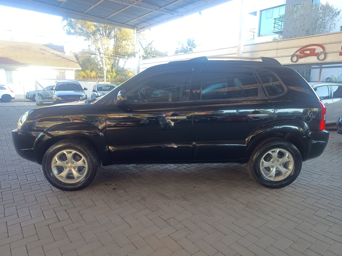 HYUNDAI - TUCSON - 2009/2010 - Preta - R$ 40.900,00
