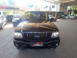 FORD - RANGER 2.3 XLS SPORT 16V 4X2 CS 2P MANUAL - 2008/2009 - PRETA - R$ 58.900,00