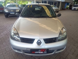 RENAULT - CLIO - 2010/2011 - Prata - R$ 25.900,00