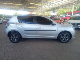 RENAULT - SANDERO - 2018/2019 - Prata - R$ 43.900,00