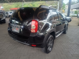 RENAULT - DUSTER - 2012/2013 - Preta - R$ 48.900,00