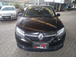 RENAULT - SANDERO - 2015/2016 - Preta - R$ 42.900,00