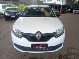 RENAULT - SANDERO - 2015/2015 - Branca - R$ 37.900,00