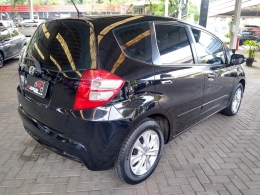 HONDA - FIT 1.4 LX 16V FLEX 4P MANUAL - 2012/2013 - PRETA - R$ 45.900,00