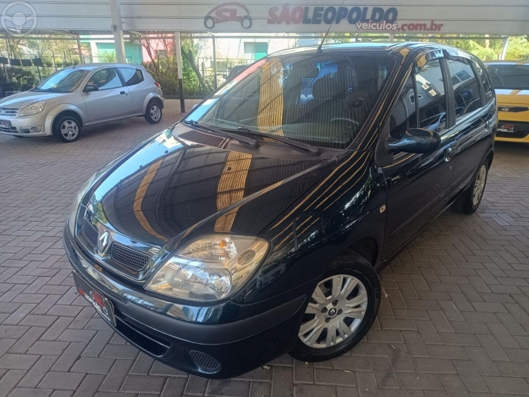 RENAULT - SCENIC 1.6 EXPRESSION 16V FLEX 4P MANUAL - 2003/2004 - VERDE - R$ 14.900,00